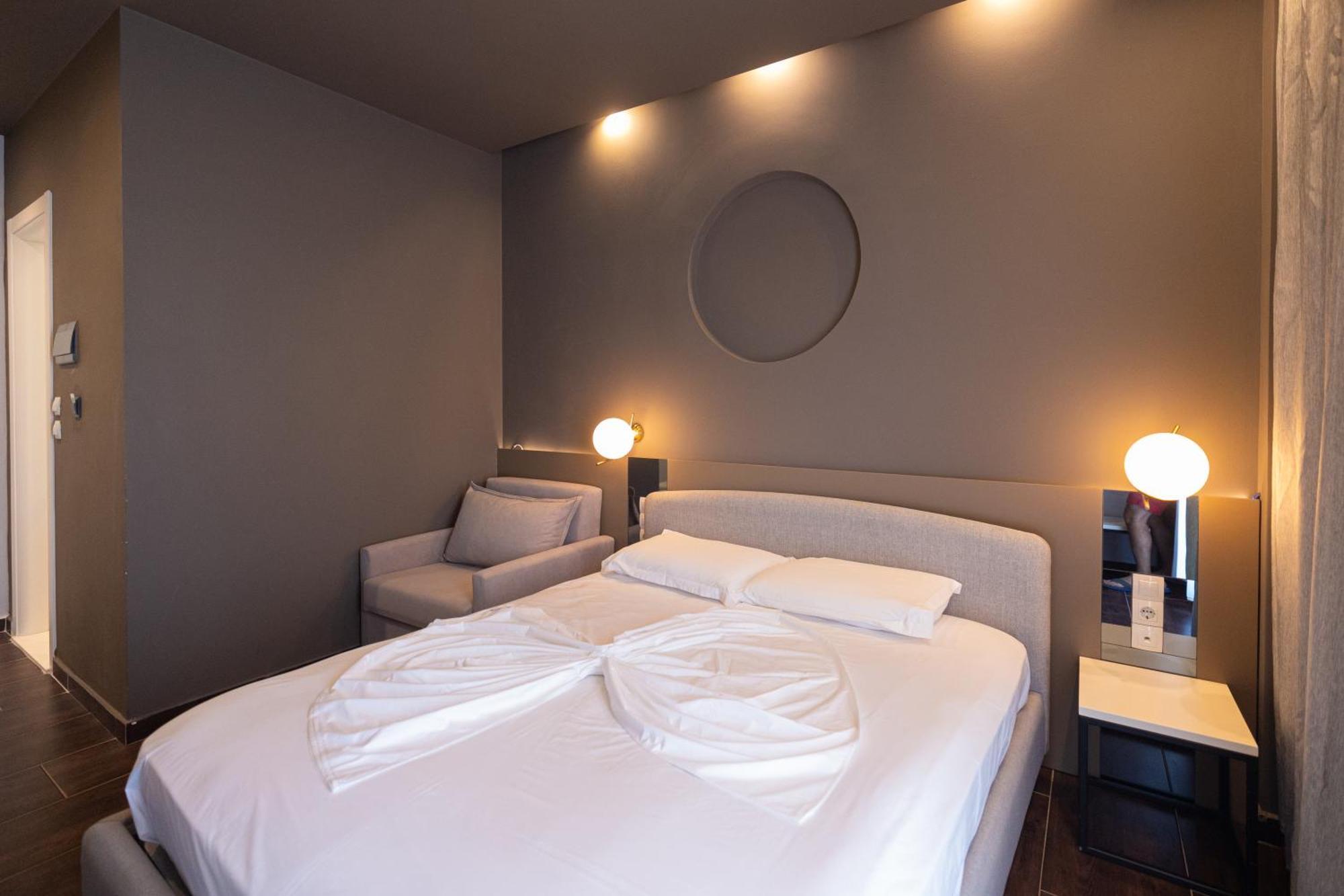 Royal Blue Hotel Dhërmi Dış mekan fotoğraf